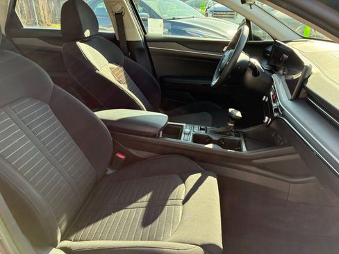 Used 2025 Kia K5 LXS image 37