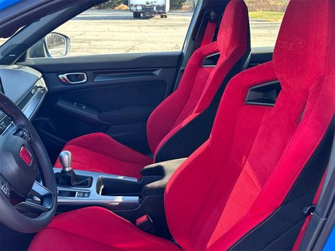 Certified 2024 Honda Civic Type R image 24