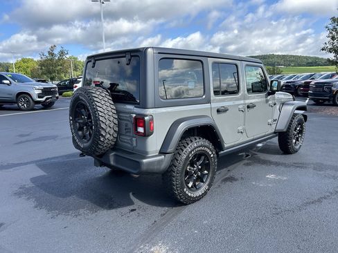 Used 2021 Jeep Wrangler Unlimited Sport AWD/4WD image 7