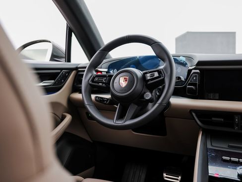 New 2025 Porsche Macan 4S Electric image 25