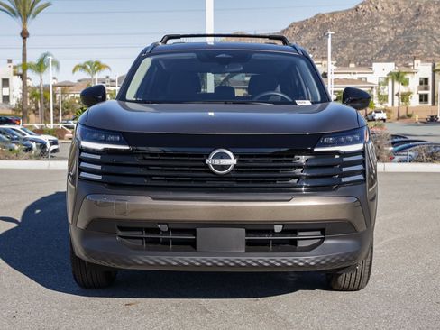 New 2026 Nissan Kicks SV image 9