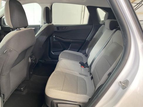 Used 2022 Ford Escape SE w/ Cold Weather Package AWD/4WD image 16
