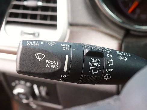 Used 2018 Jeep Grand Cherokee Limited AWD/4WD image 23