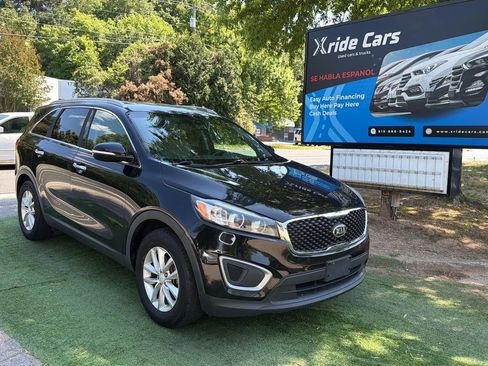 Used 2016 Kia Sorento FWD w/ LX Convenience Package image 1