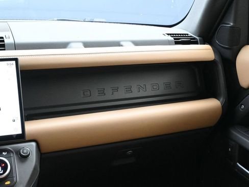 Used 2026 Land Rover Defender 110 X-Dynamic SE AWD/4WD image 21
