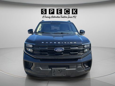 Used 2025 Ford Expedition Max Active AWD/4WD image 4