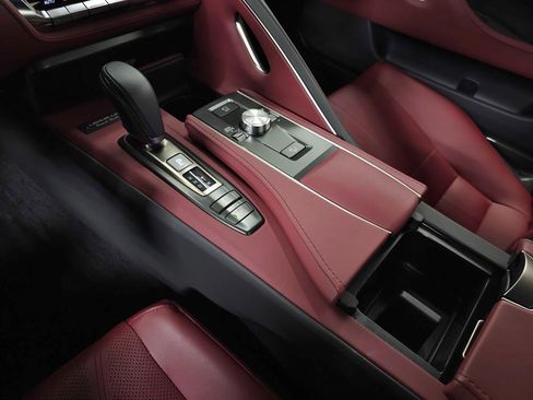 Certified 2024 Lexus LC 500 Coupe image 30