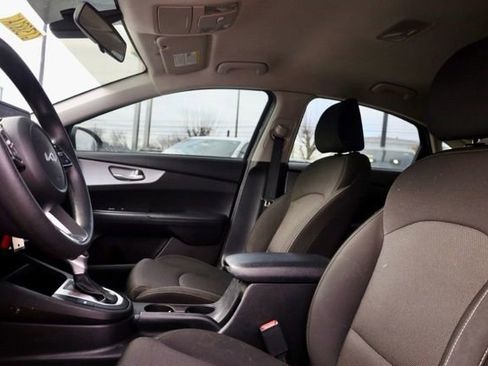Used 2023 Kia Forte LXS FWD image 14