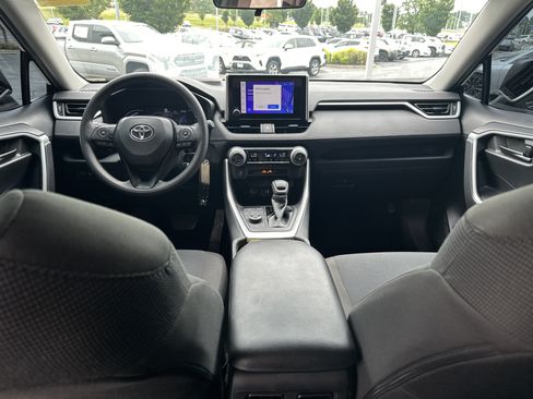 Certified 2023 Toyota RAV4 LE AWD/4WD image 22