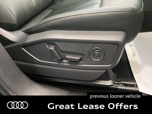 Certified 2025 Audi Q5 Premium w/ Convenience Package AWD/4WD image 22