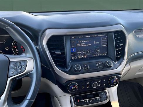 Used 2023 GMC Acadia Denali w/ Denali Technology Package AWD/4WD image 16
