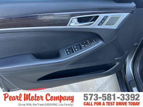 Used 2018 Genesis G80 3.8 w/ Option Group 02 AWD/4WD image 9