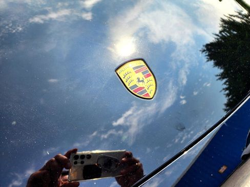 Used 2016 Porsche Cayenne S image 36