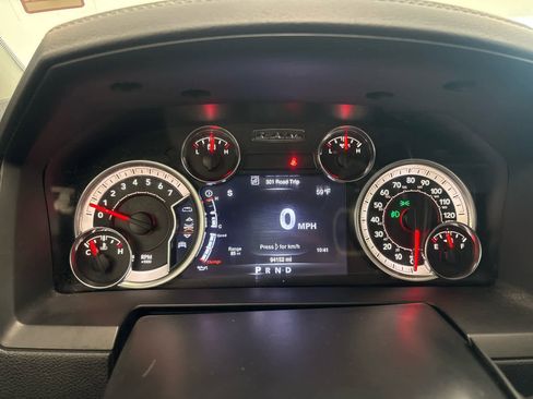 Used 2016 RAM 2500 Laramie AWD/4WD image 35