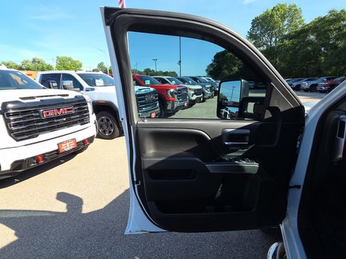 Used 2016 Chevrolet Silverado 2500 LT w/ All Star Edition AWD/4WD image 14