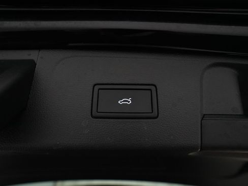 Used 2026 Volkswagen Atlas SE AWD/4WD image 15