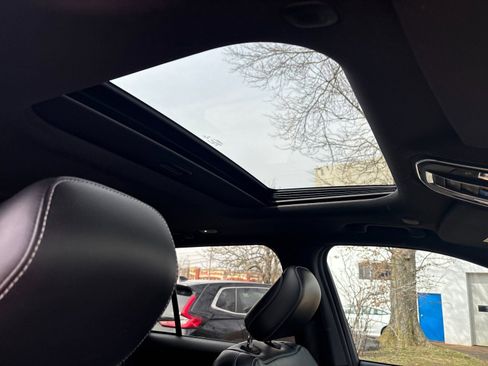 Used 2022 Jeep Grand Cherokee Altitude image 18