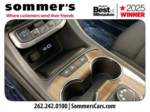 Used 2023 GMC Acadia SLE w/ Elevation Edition image 20