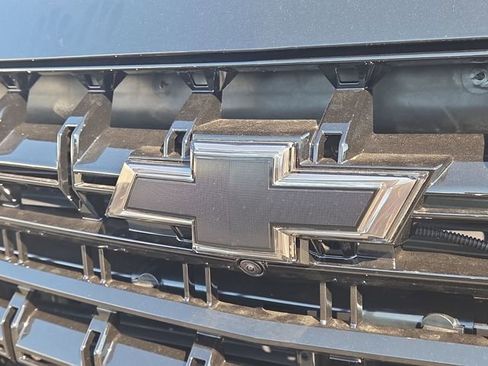 New 2025 Chevrolet Suburban Z71 w/ Z71 Off-Road Package image 32