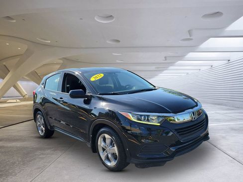 Used 2022 Honda HR-V LX image 1