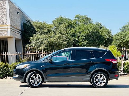 Used 2014 Ford Escape Titanium w/ Equipment Group 401A FWD image 5
