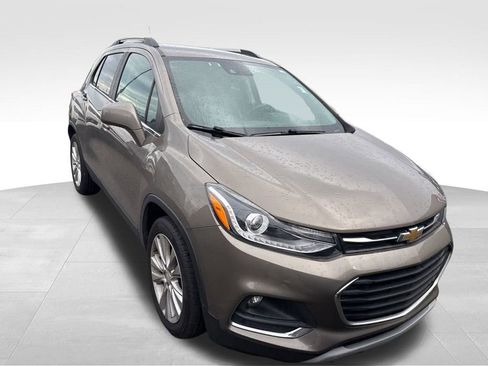 Used 2020 Chevrolet Trax Premier image 16