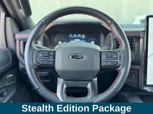 Used 2022 Ford Expedition Limited AWD/4WD image 10