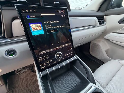 Used 2026 GMC Terrain Denali w/ LPO, Floor Liner Package image 9