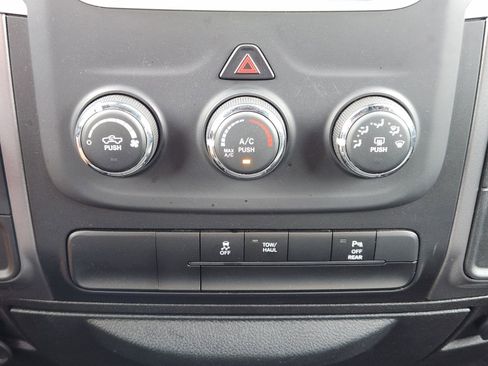 Used 2024 RAM 1500 Classic Warlock RWD image 22