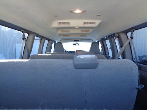 Used 2017 Chevrolet Express 3500 LT w/ LT Preferred Equipment Group RWD image 52