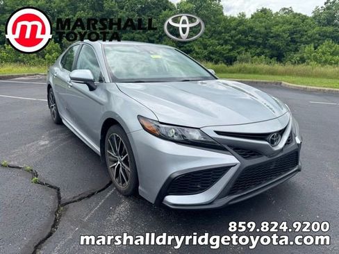 Certified 2023 Toyota Camry SE AWD/4WD image 1