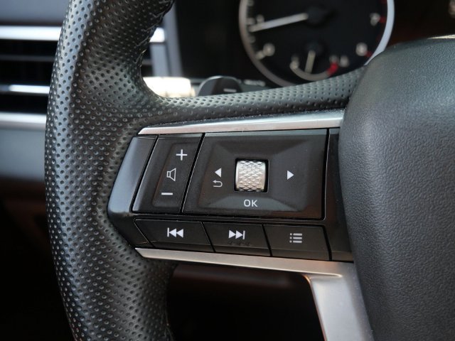Used 2025 Mitsubishi Outlander SE AWD/4WD image 16