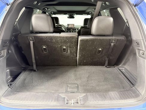 Used 2023 Honda Pilot TrailSport image 17