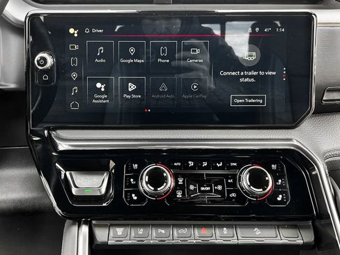 Used 2025 GMC Sierra 2500 Denali image 23