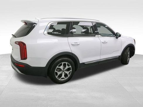 Used 2022 Kia Telluride EX image 8