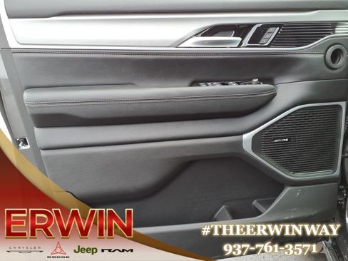 New 2026 Jeep Grand Wagoneer L Limited w/ Convenience Group I AWD/4WD image 8