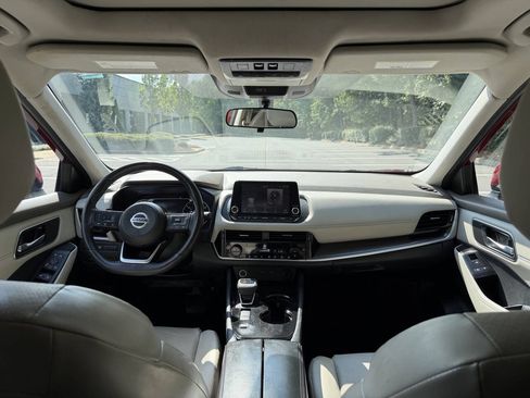 Used 2021 Nissan Rogue SV w/ Premium Package FWD image 21