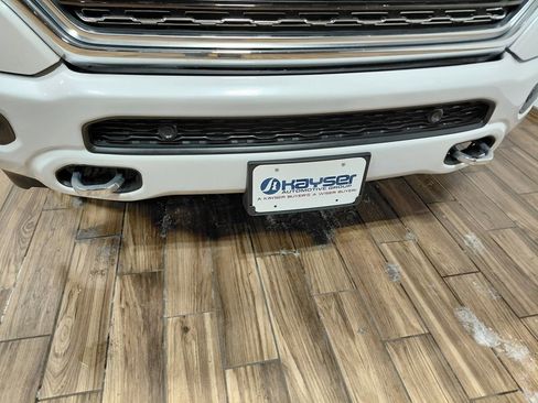 Used 2022 RAM 1500 Limited w/ Body Color Bumper Group image 30