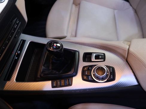 Used 2011 BMW Z4 sDrive30i image 21