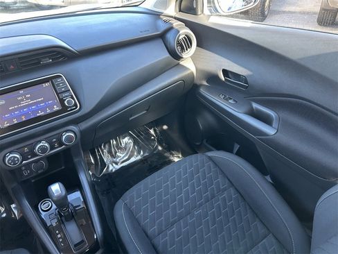 Certified 2022 Nissan Kicks S image 17