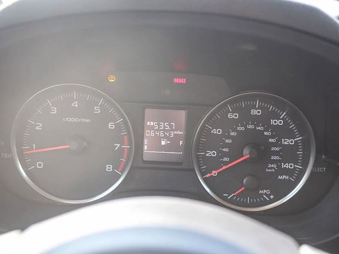 Used 2017 Subaru Crosstrek 2.0i Premium image 32