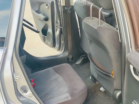 Used 2009 Honda Fit Sport image 11