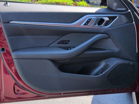 Used 2025 BMW i4 eDrive40 w/ M Sport Package image 14