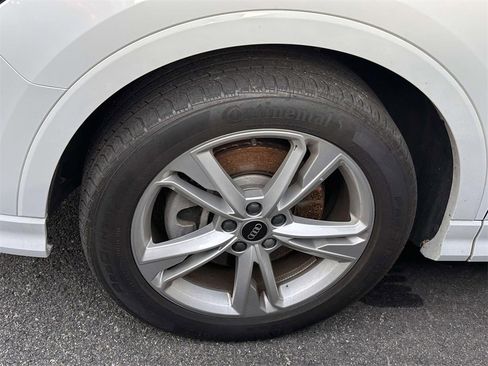 Used 2023 Audi Q3 2.0T Premium Plus w/ Premium Plus Package image 9