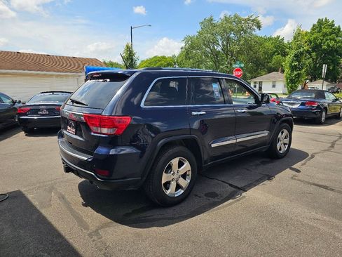 Used 2013 Jeep Grand Cherokee Overland AWD/4WD image 9