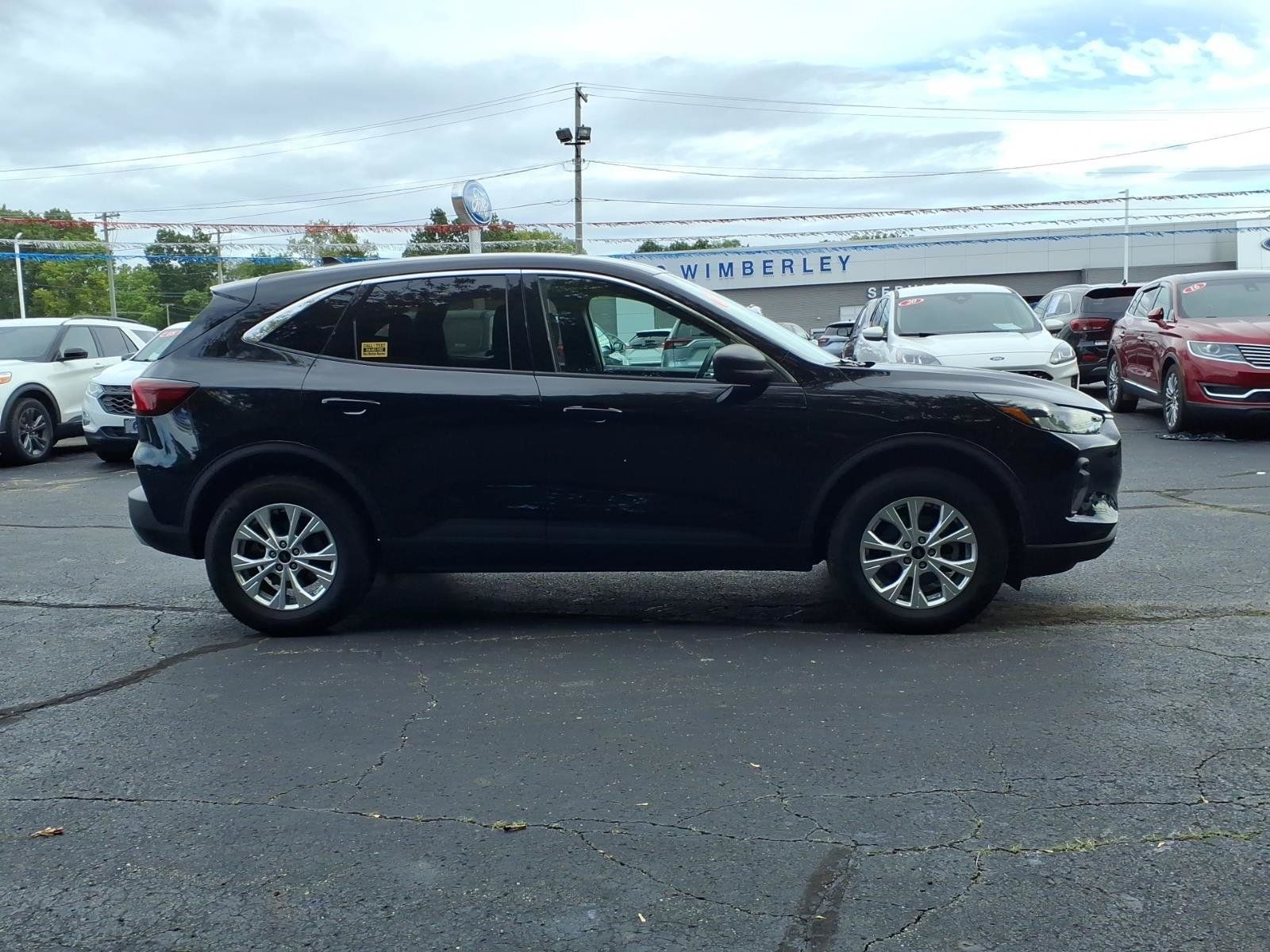 Certified 2024 Ford Escape Active AWD/4WD image 13