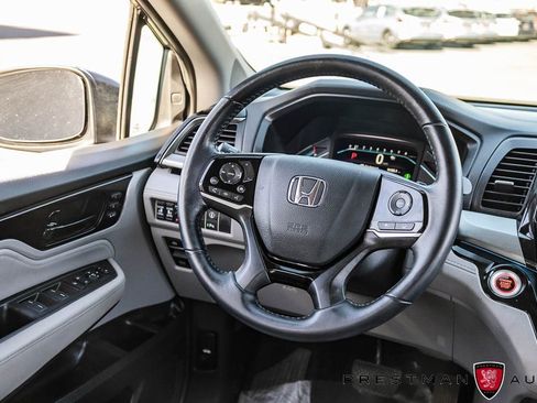 Used 2022 Honda Odyssey Touring image 39