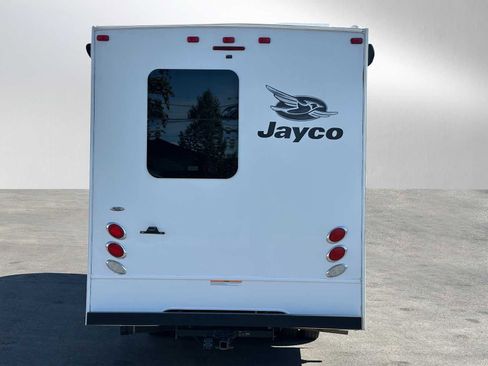 Used 2021 Mercedes-Benz Sprinter 3500 image 4