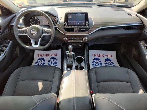 Used 2023 Nissan Altima 2.5 SV image 15