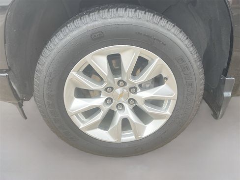 Used 2024 Chevrolet Silverado 1500 Custom image 29